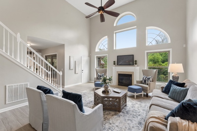 416 Mackenzie Way