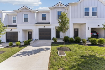 4538 Skywood Ln