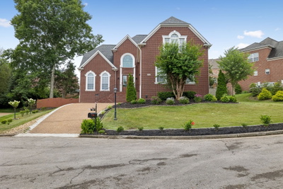 608 Banbury Pl
