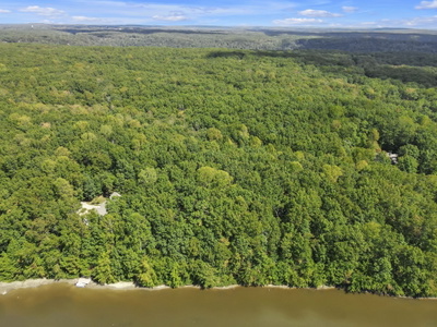 0 Lakeshore