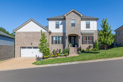 716 Summit Oaks Ct