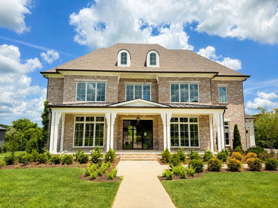 1706 Southwick Dr