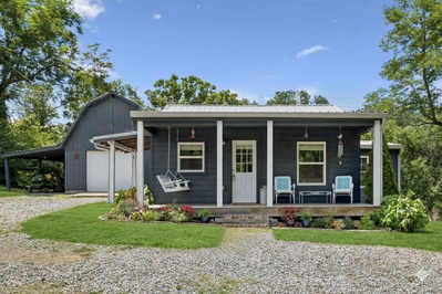 150 Crawford Hill Rd