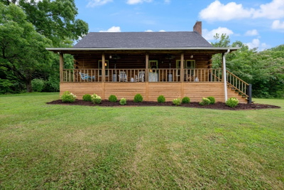 8004 Charlotte Pike