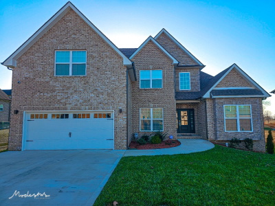 1718 Oak Forest Dr