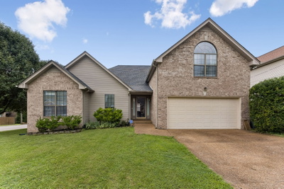 5245 Catspaw Dr
