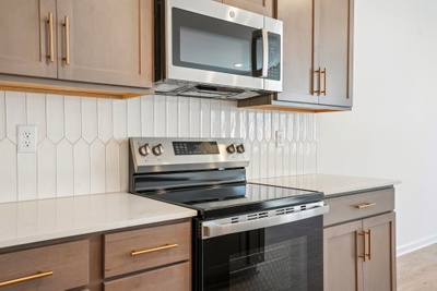 2900 Suzanne Landon Dr