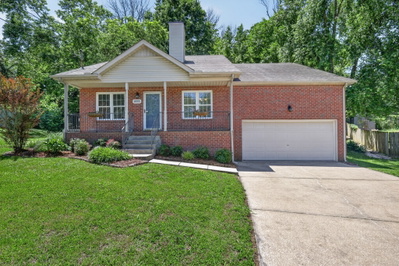 1808 N Bonham Ct