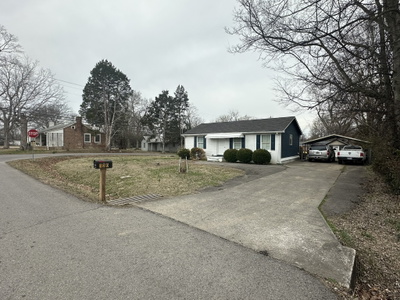 130 E St