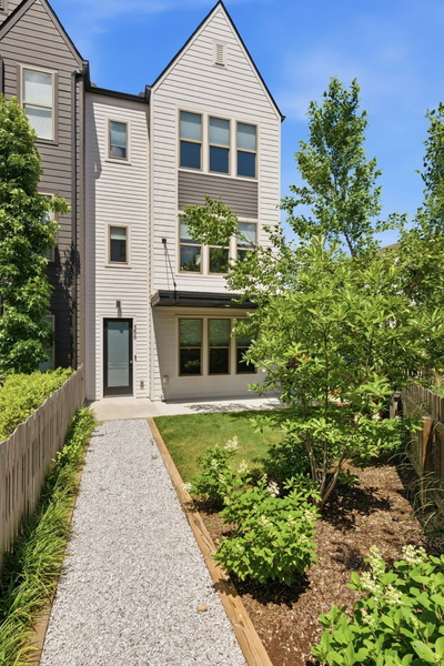 356 E Village Ln