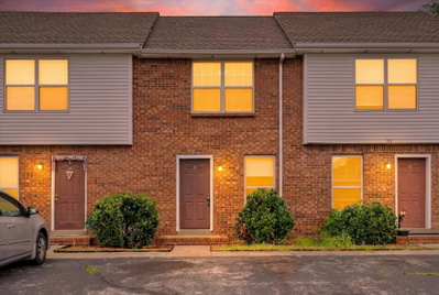 1531 E Knollwood Cir