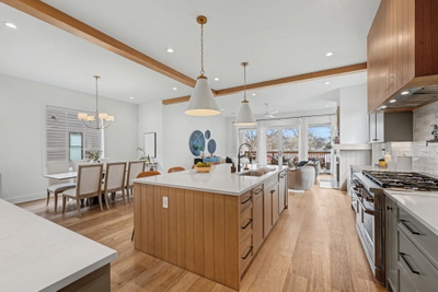 6412A Premier Dr