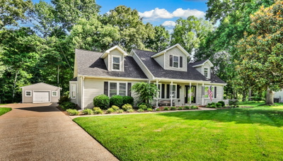 3424 Clearwater Dr