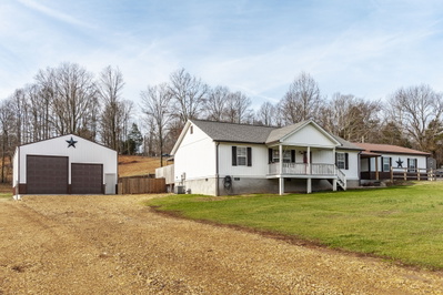 15 Raccoon Rd