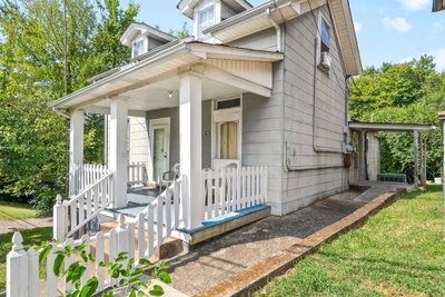 416 S 2nd St