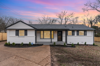 233 Haywood Ln
