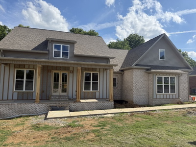 109 Mimi Cir