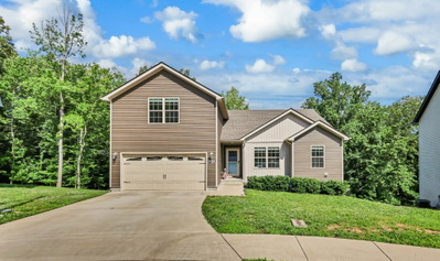 1213 Old Charlotte Trce