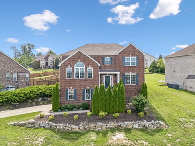 118 Manor Way