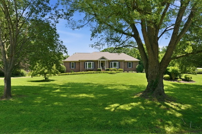 1109 David Dr