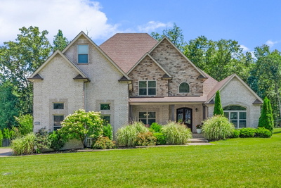 1130 Reda Dr