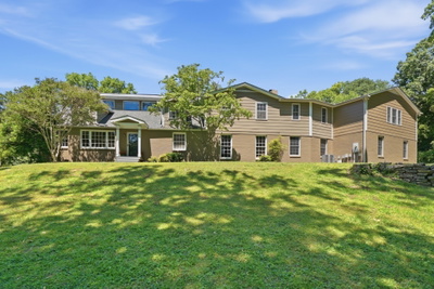 674 Hill Rd