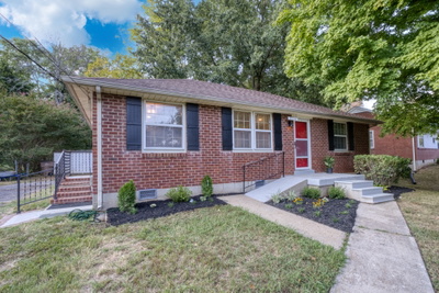 2538 Woodberry Dr