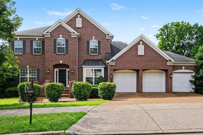 1214 Broadmoor Cir