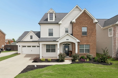 807 Sapphire Dr