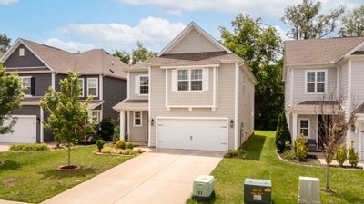 3527 Desinda Dr