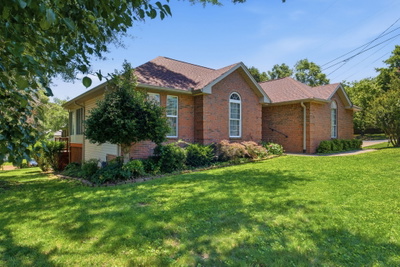 1629 Roundhill Dr