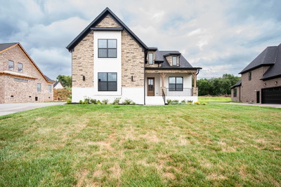 2928 Carisbrooke Dr