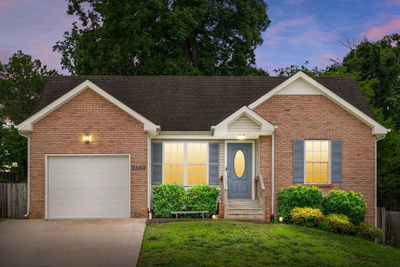 709 Arrowfield Dr