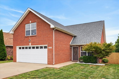 1009 Hendricks Ct