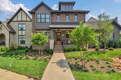 4411 Westlawn Dr