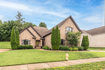 Exterior view of 147 Fountain Brooke Dr in Hendersonville, TN