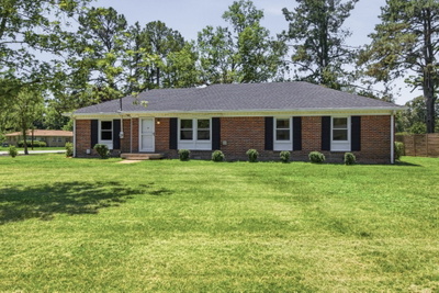 202 Derby Ln