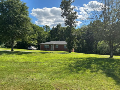 275 Attaway Rd