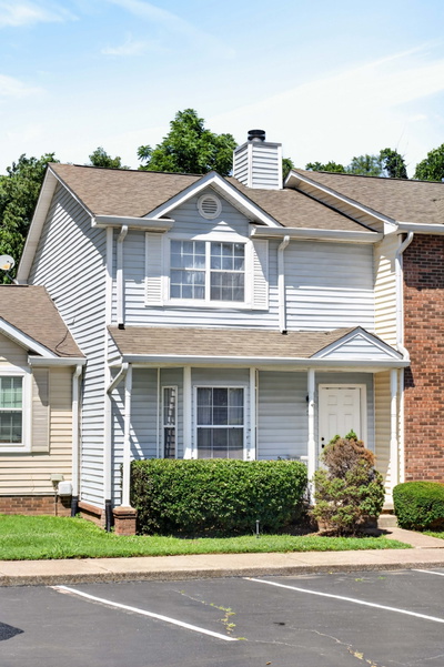 5 Rolling Meadows Dr
