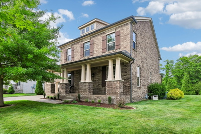 4627 Robin Ln