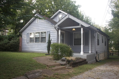 612 Benton AVE
