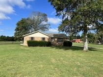 1060 Martin Ln