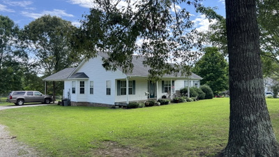 153 Commodore Cir