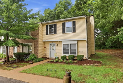 112 Lake Forest Ct