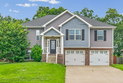 771 Banister Dr