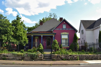 302 Hancock St