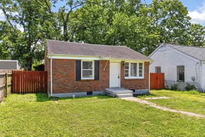 1128 Chester Ave