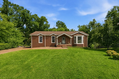 4824 Blue Springs Dr