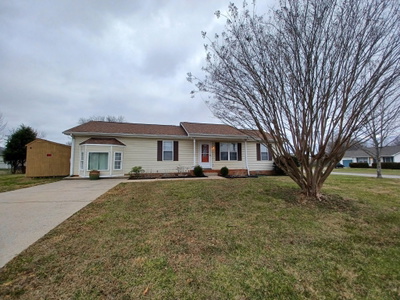 3200 N Senseney Cir