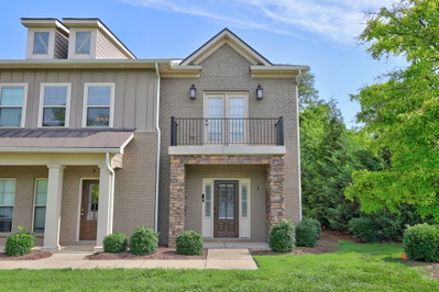 315 E Clark Blvd